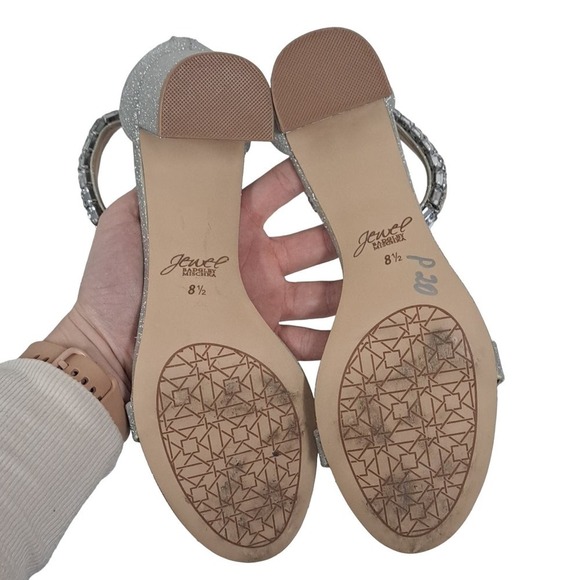 Badgley Mischka Jewel Silver sparkle sandal heels 8.5 Bracelet Ankle Strap - Picture 7 of 9